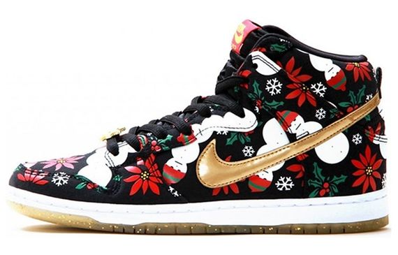 Nike Dunk SB Concepts Ugly Christmas Sweater
