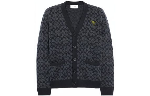 COACH FW22 V