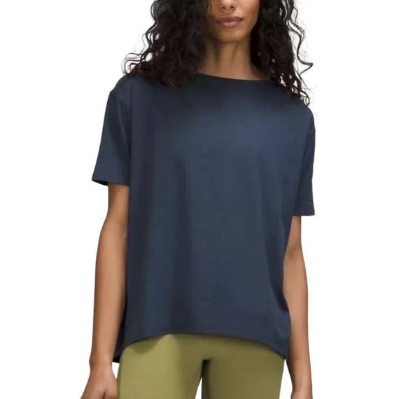 Lululemon Back in Action T