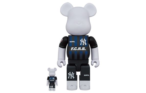 BE@RBRICK x F.C.R.B. x MLB NEW YORK YANKEES 7cm/28cm