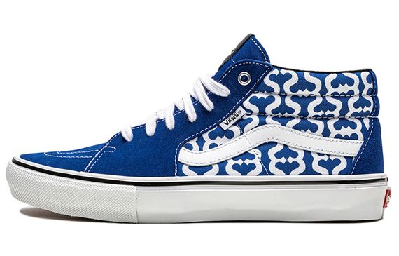 Supreme x Vans