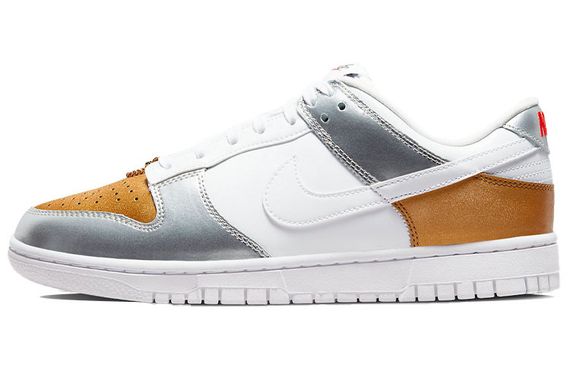 Nike Dunk &quot;Metallic&quot;