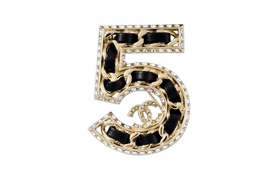 【23 】 CHANEL 5 Logo