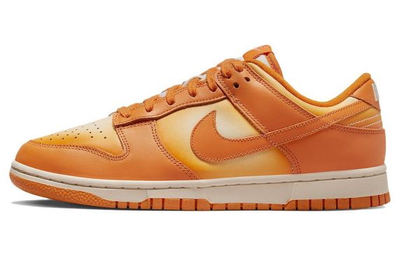 Nike Dunk magma orange