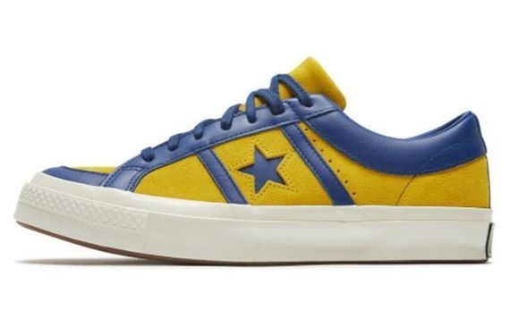 Converse One Star Academy