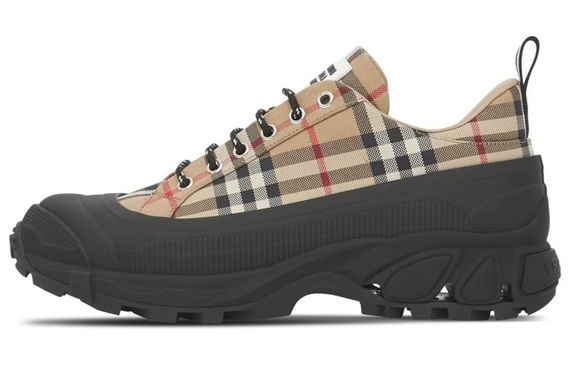 Burberry Arthur