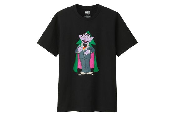 UNIQLO x Kaws X Sesame Street kaws T