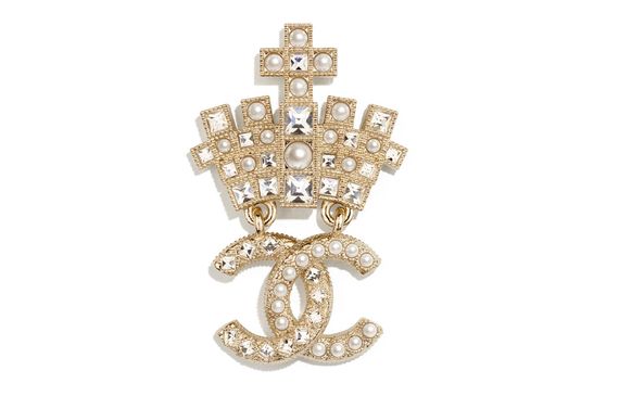 CHANEL /
