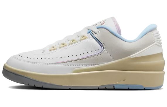 Jordan Air Jordan 2 Low &quot;Summit White and Ice Blue&quot;