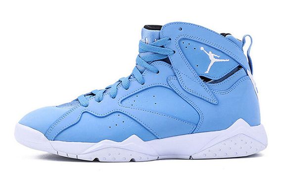 Jordan Air Jordan 7 Retro Pantone 2017