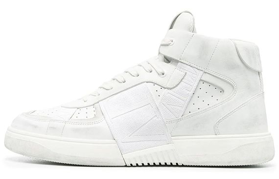 Valentino One Stud
