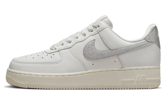Nike Air Force 1 silver swoosh