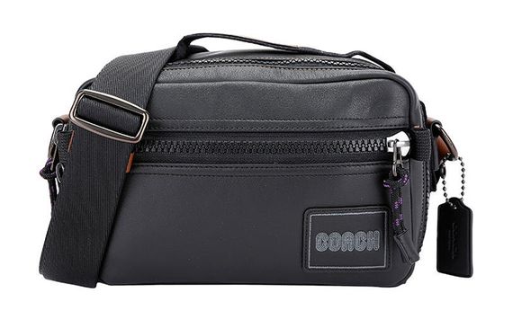 COACH Pacer 23