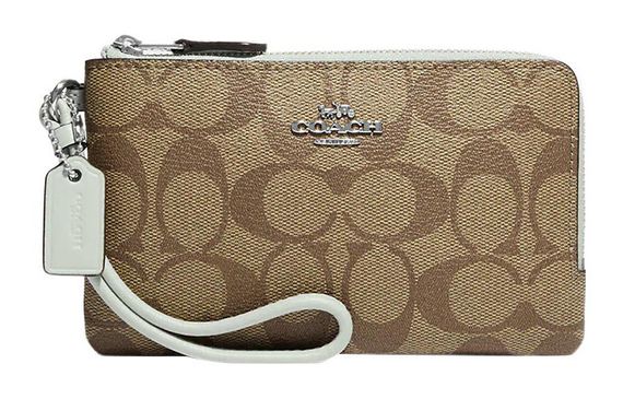 COACH Corner Zip 17