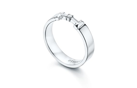 TIFFANY &amp; CO. T True 4mm
