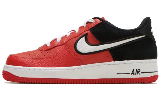 Nike Air Force 1 Lv8 1