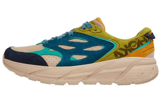 HOKA ONE ONE