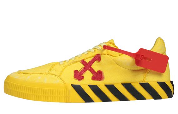 OFF-WHITE Vulcanized Low Sneakers