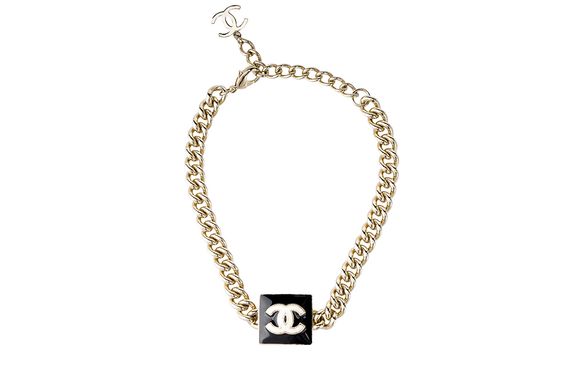 Chanel logo /