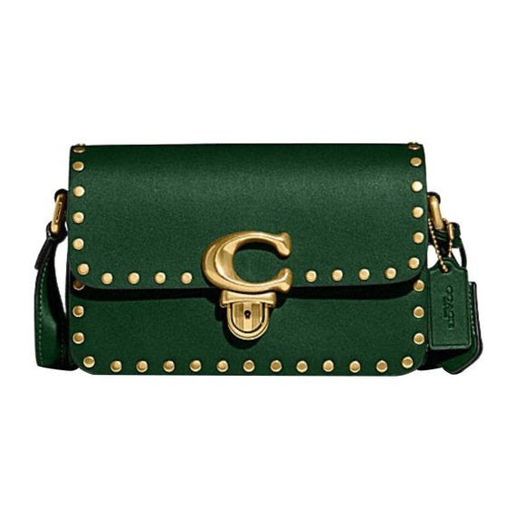 COACH Studio 19