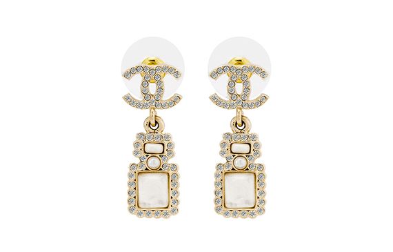 CHANEL C