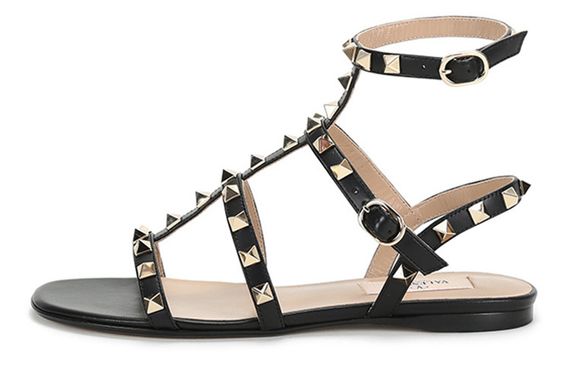 Valentino Rockstud