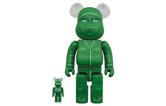 BE@RBRICK GREEN ARMY 100%+400%