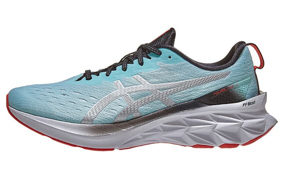 Asics Novablast 2
