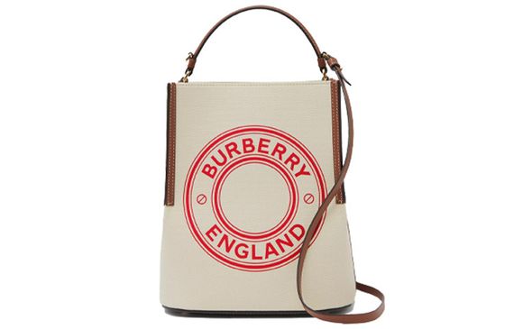 Burberry / /