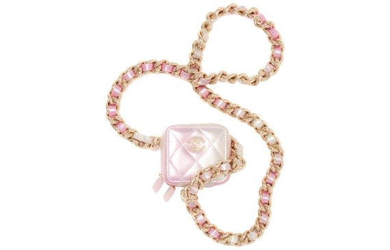 【 】 CHANEL