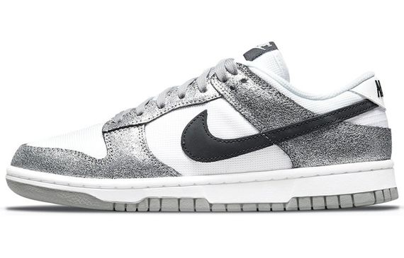 Nike Dunk Retro &quot;Golden Gals&quot;