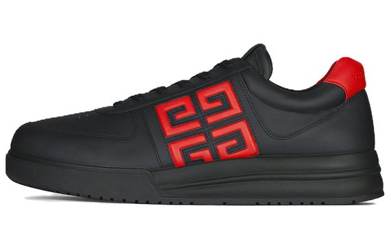 GIVENCHY G4