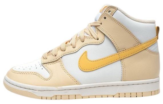 Nike Dunk High &quot;Pale Vanilla&quot;