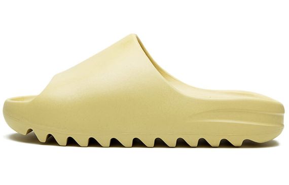 Adidas originals Yeezy Slide &quot;sand&quot; EVA