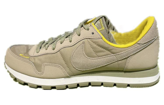 Nike Air Pegasus 83