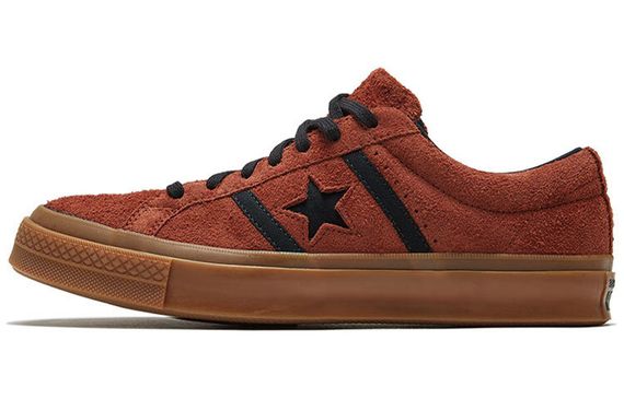 Converse One Star Academy