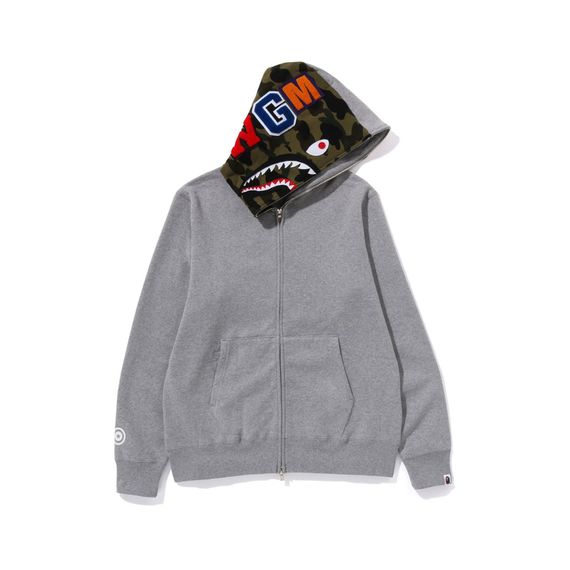 A BATHING APE