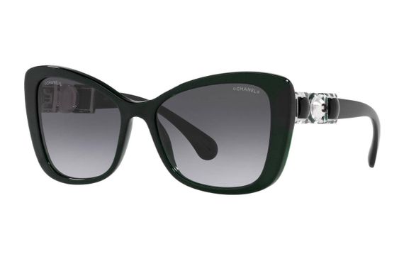 CHANEL Acetate &amp; Glass Pearls
