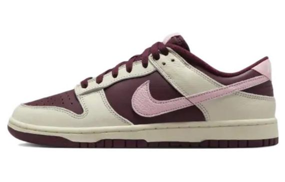 Nike Dunk &quot;Night Maroon and Medium Soft Pink&quot;