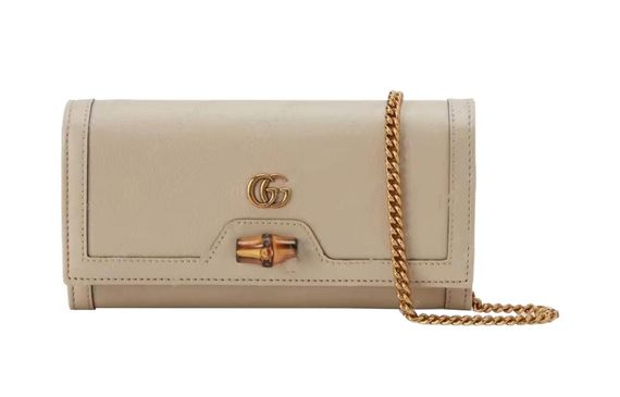 GUCCI wocDiana Diana G