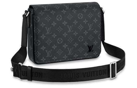 LOUIS VUITTON District /