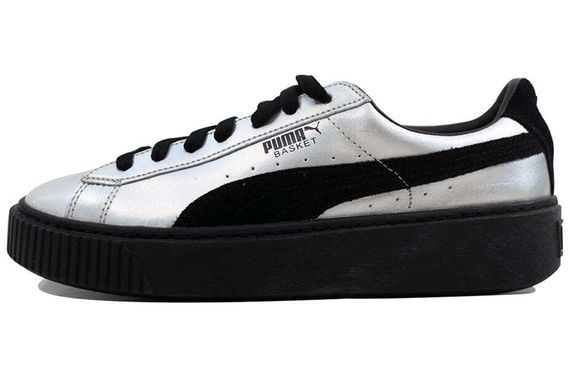FENTY BEAUTY/ x PUMA Suede Platform Explosivewn