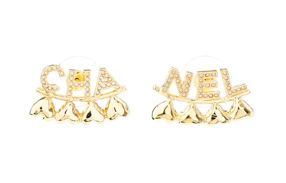 【23 】 CHANEL Logo