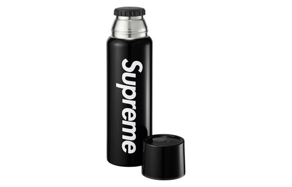 Supreme 0.75L Vacuum Insulated 0.75L Bottle FW20