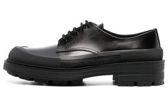 Alexander McQueen Tread Slick logo