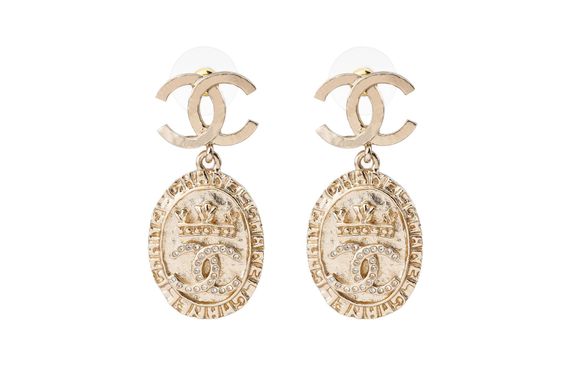 CHANEL C