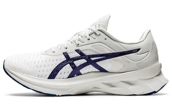 Asics Novablast 1