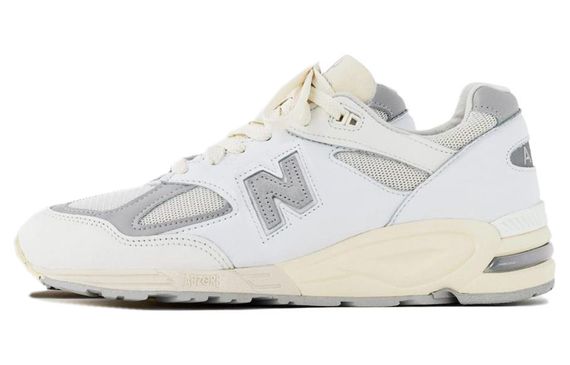 New Balance NB 990 V2