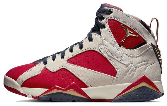 Trophy room x Jordan Air Jordan 7 7