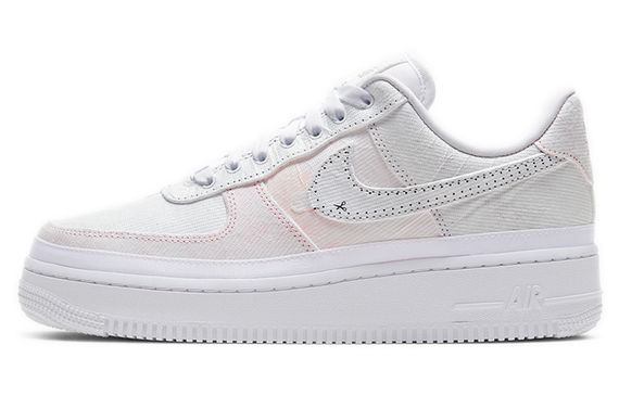Nike Air Force 1 07 lx